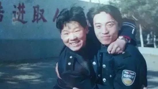 请输入图片描述